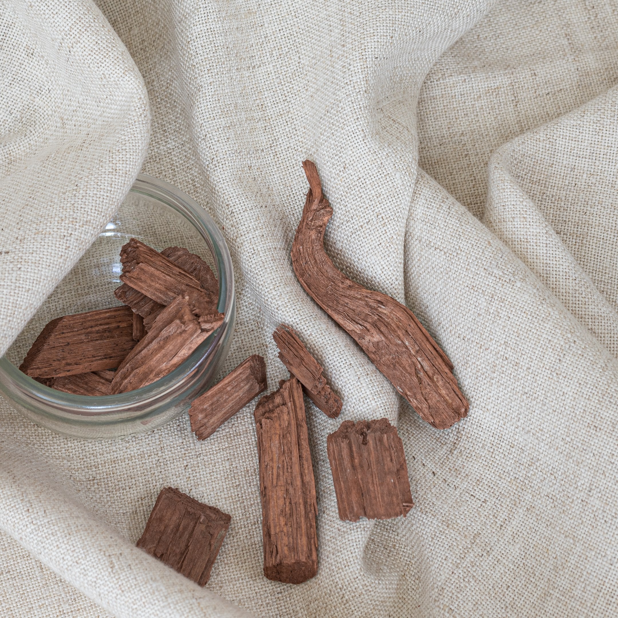 Økologisk Cedarwood Eterisk Olje