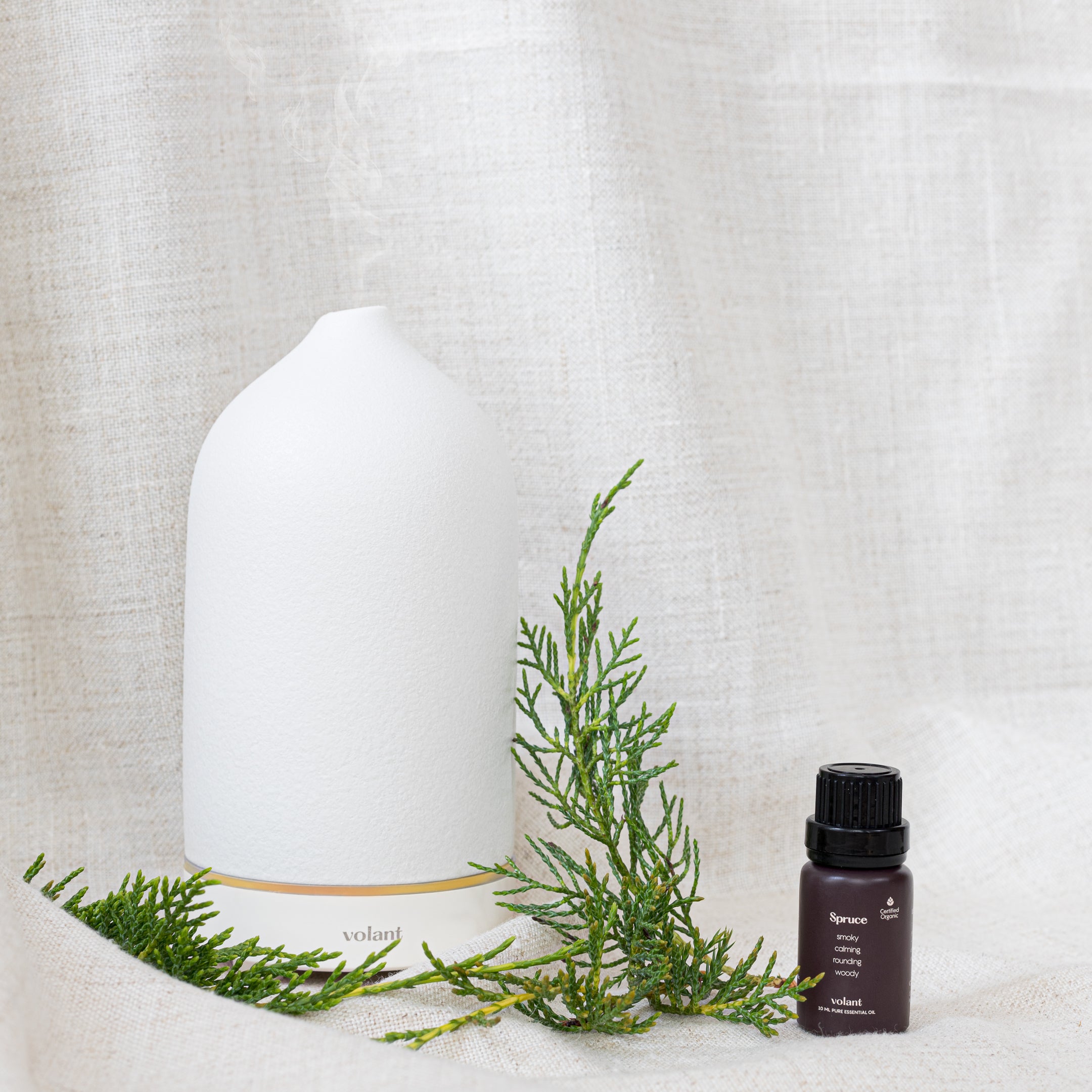 Økologisk Spruce Eterisk Olje